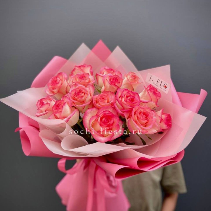 15 роз "Джумилия" в Твери