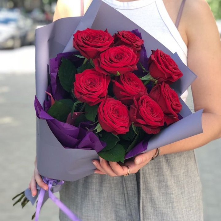 9  красных роз №1 в Твери