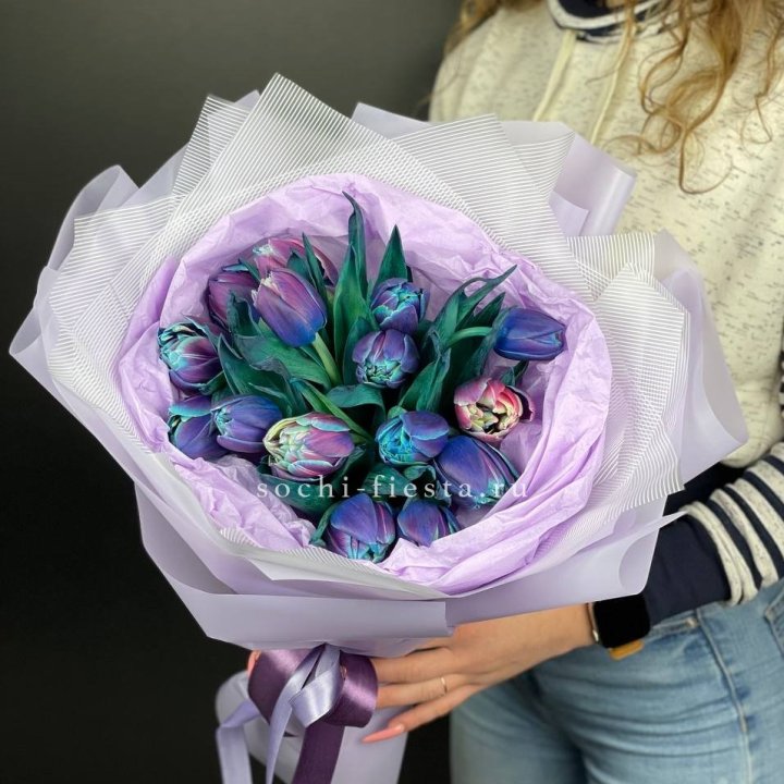 Букет тюльпанов "Пандора" в Твери