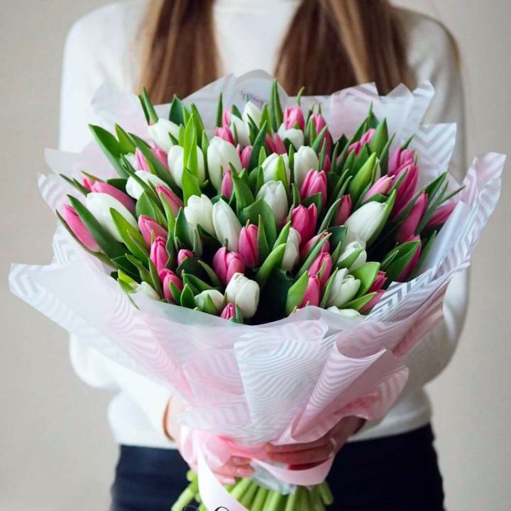 Букет тюльпанов "Лолита" в Твери